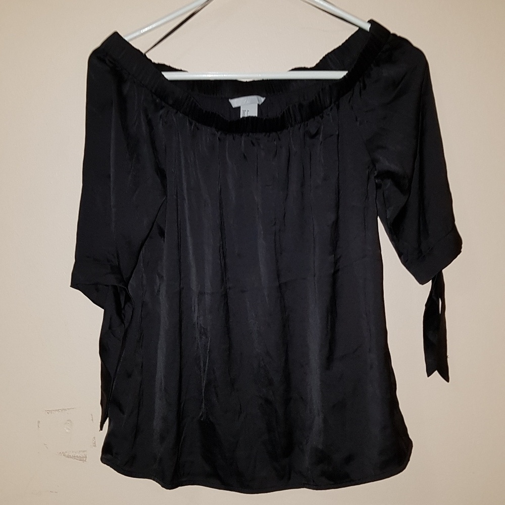 H&M Off The Shoulder Blouse